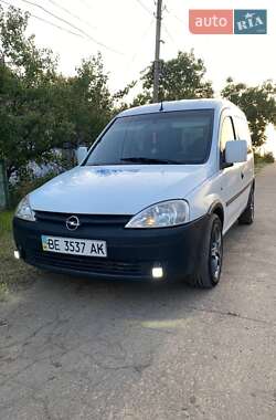 Opel Combo  2005