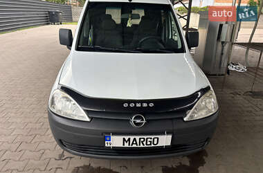 Opel Combo  2008
