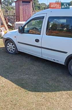 Мінівен Opel Combo 2001 в Вараші