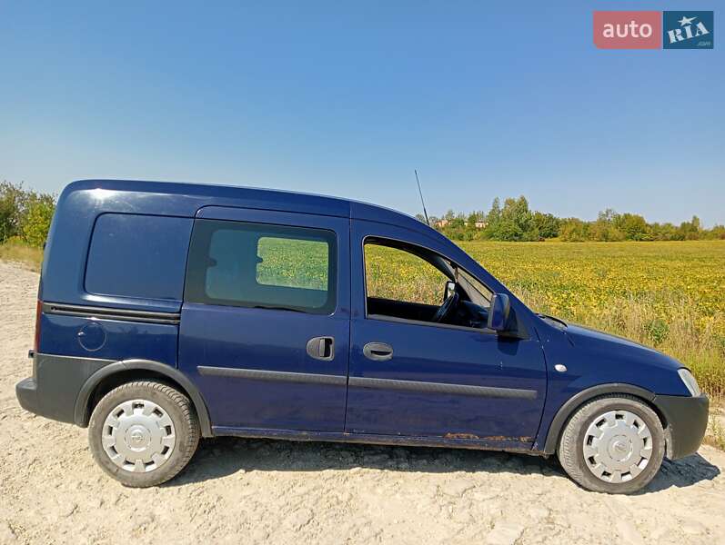 Мінівен Opel Combo 2007 в Тернополі фото 3 Мінівен Opel Combo 2007 в Тернополі