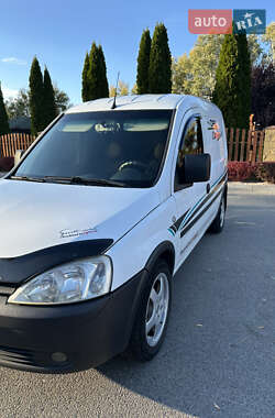 Opel Combo  2004