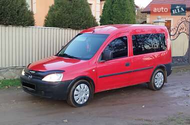 Opel Combo  2008