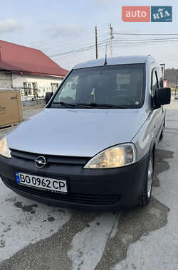 Opel Combo  2004