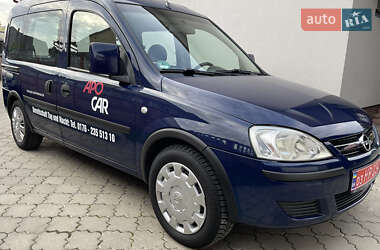 Opel Combo  2009