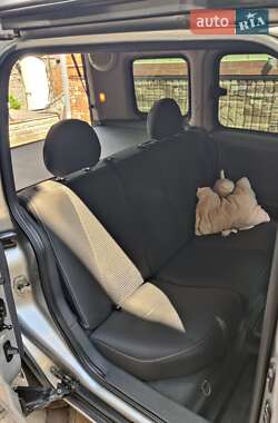 Минивэн Opel Combo 2008 в Гадяче