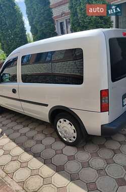 Минивэн Opel Combo 2008 в Гадяче