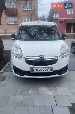 Opel Combo  2012