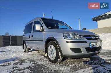 Opel Combo  2009