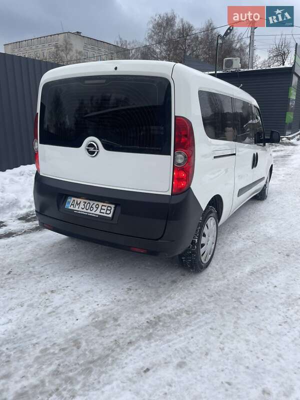 Мінівен Opel Combo 2013 в Житомирі