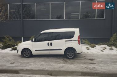 Opel Combo  2012