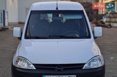 Opel Combo  2006