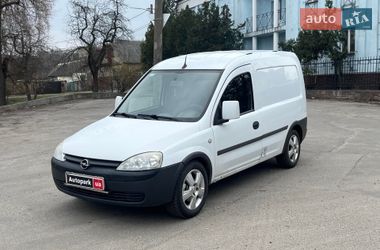 Opel Combo  2011