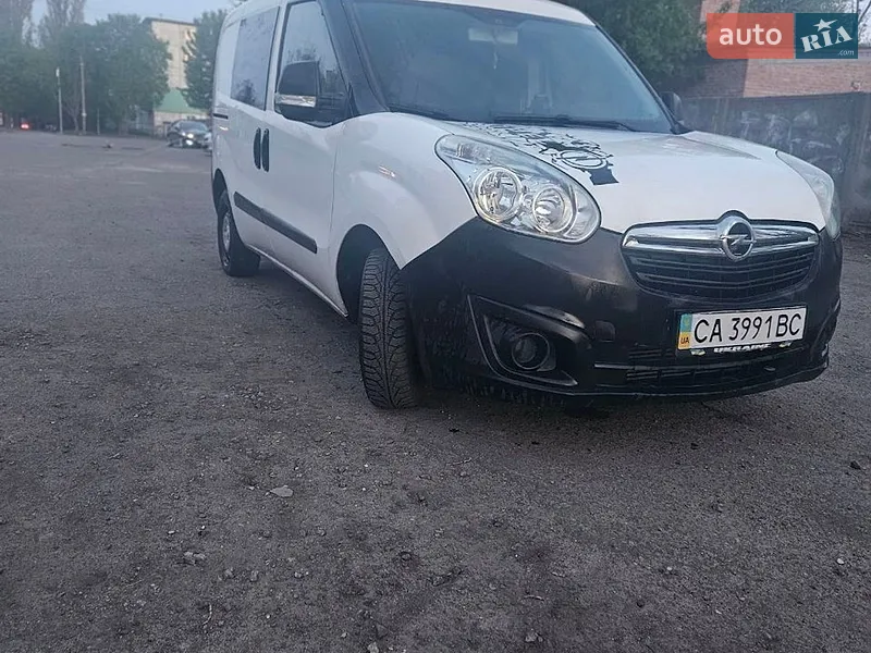 Opel Combo 2012