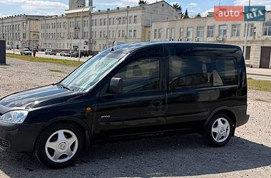 Opel Combo  2002