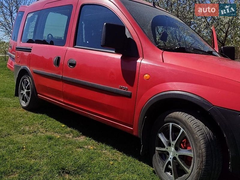 Минивэн Opel Combo 2002 в Бучаче