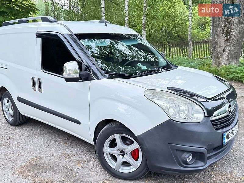 Вантажний фургон Opel Combo 2012 в Браїлові
