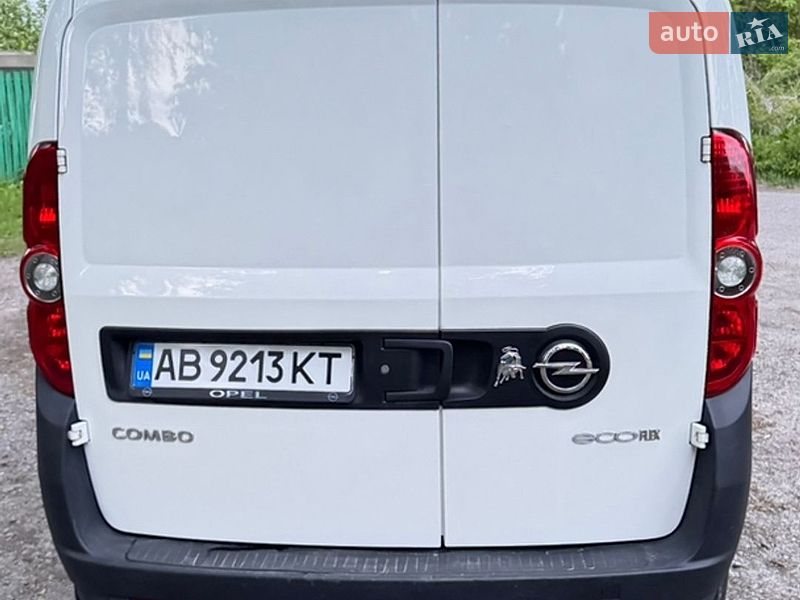 Вантажний фургон Opel Combo 2012 в Браїлові