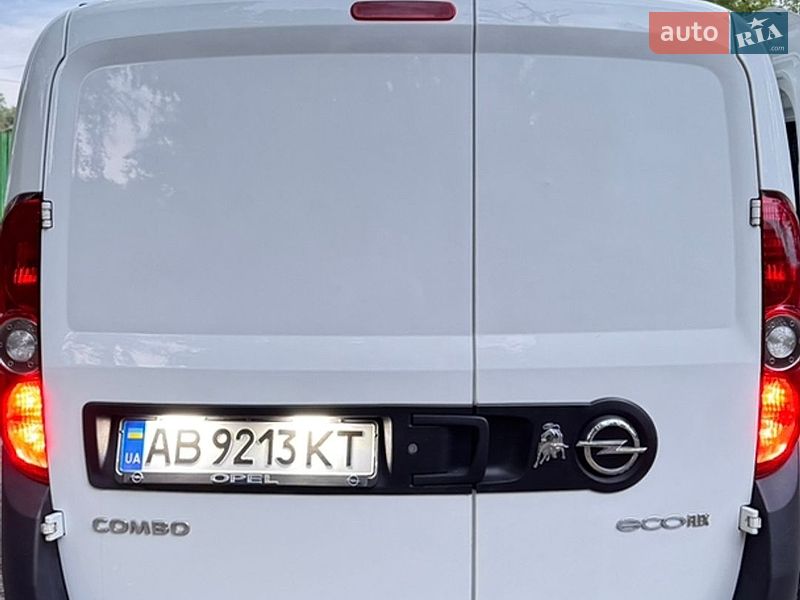 Вантажний фургон Opel Combo 2012 в Браїлові