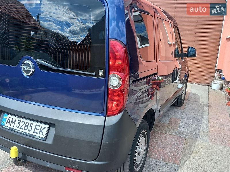 Минивэн Opel Combo 2016 в Житомире