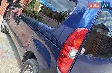 Минивэн Opel Combo 2016 в Житомире