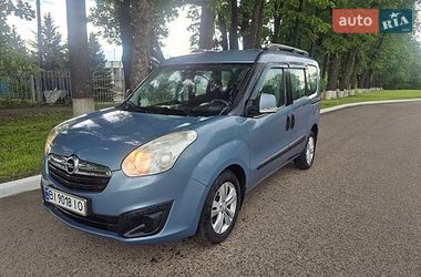 Opel Combo  2011