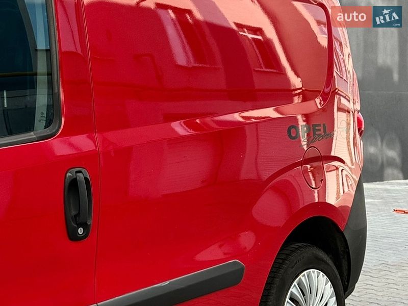 Вантажний фургон Opel Combo 2014 в Хмельницькому