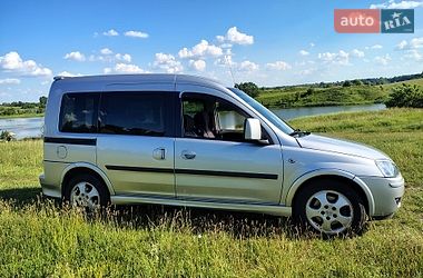 Opel Combo  2004