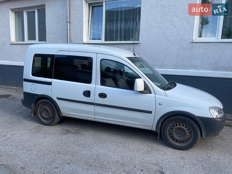 Мінівен Opel Combo 2009 в Козові