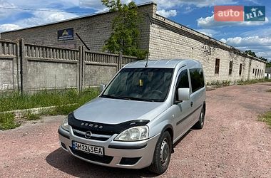 Opel Combo  2005