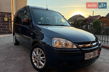 Минивэн Opel Combo 2010 в Ковеле