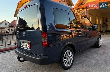 Минивэн Opel Combo 2010 в Ковеле