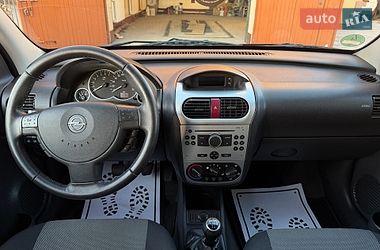 Минивэн Opel Combo 2010 в Ковеле