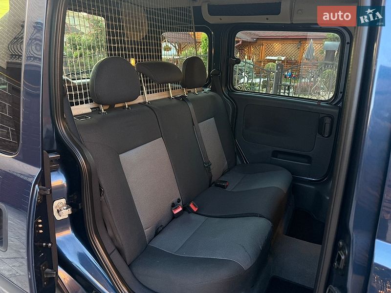 Минивэн Opel Combo 2010 в Ковеле