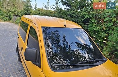 Минивэн Opel Combo 2002 в Коростене
