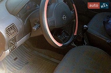 Минивэн Opel Combo 2002 в Коростене