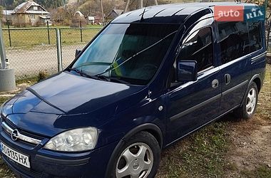 Opel Combo  2011