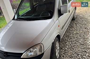Минивэн Opel Combo 2002 в Сторожинце