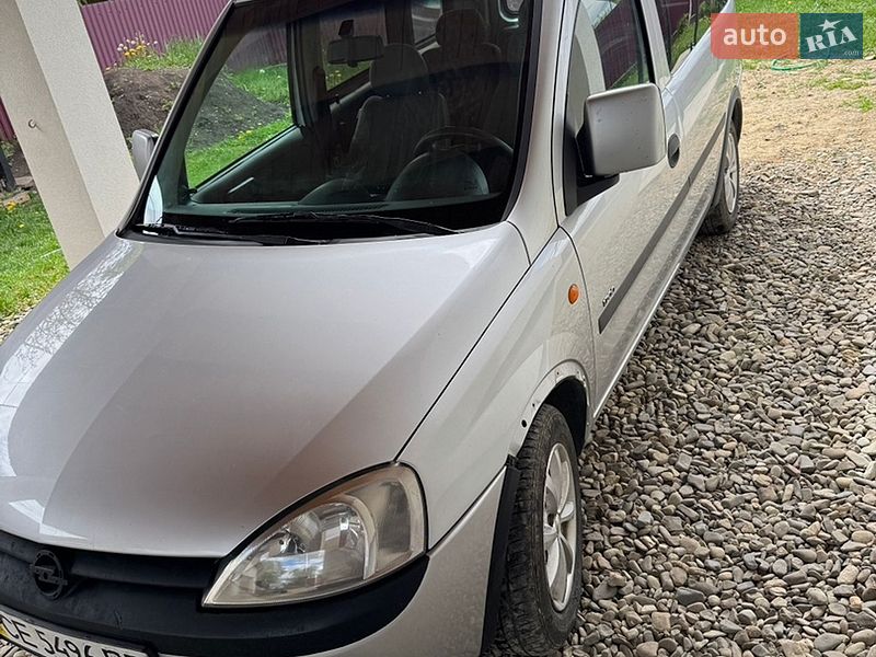 Минивэн Opel Combo 2002 в Сторожинце