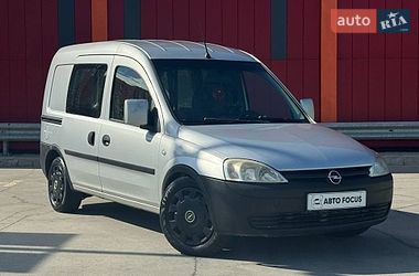 Opel Combo  2009