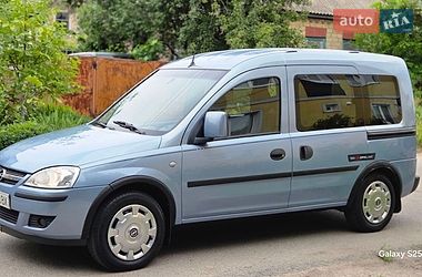 Opel Combo  2006
