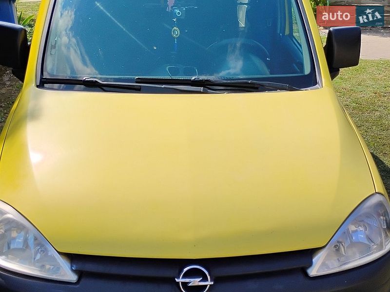 Opel Combo 2004