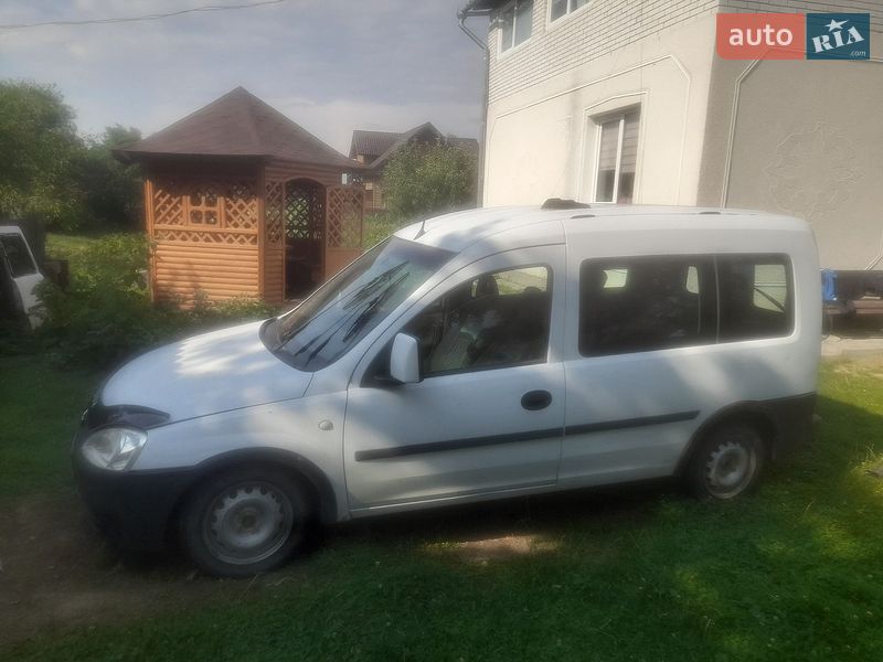 Минивэн Opel Combo 2006 в Надворной фото 2 Минивэн Opel Combo 2006 в Надворной