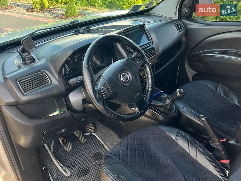 Универсал Opel Combo 2013 в Камне-Каширском