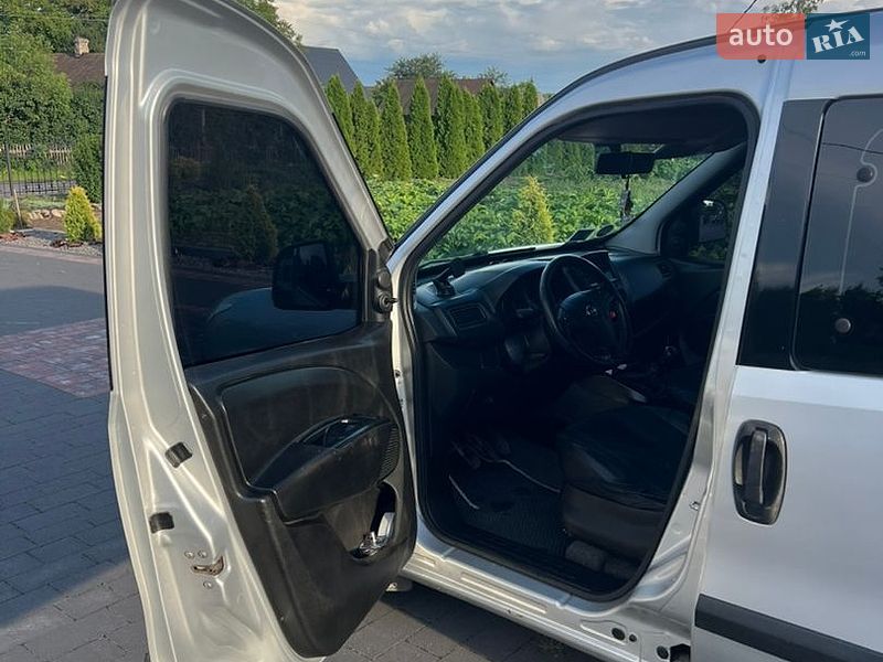 Универсал Opel Combo 2013 в Камне-Каширском