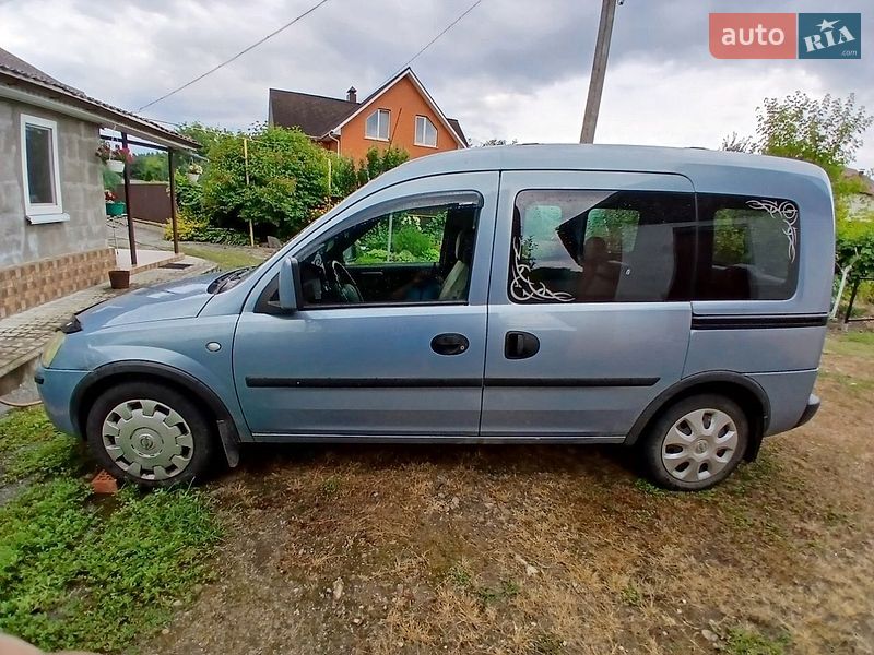 Минивэн Opel Combo 2008 в Житомире