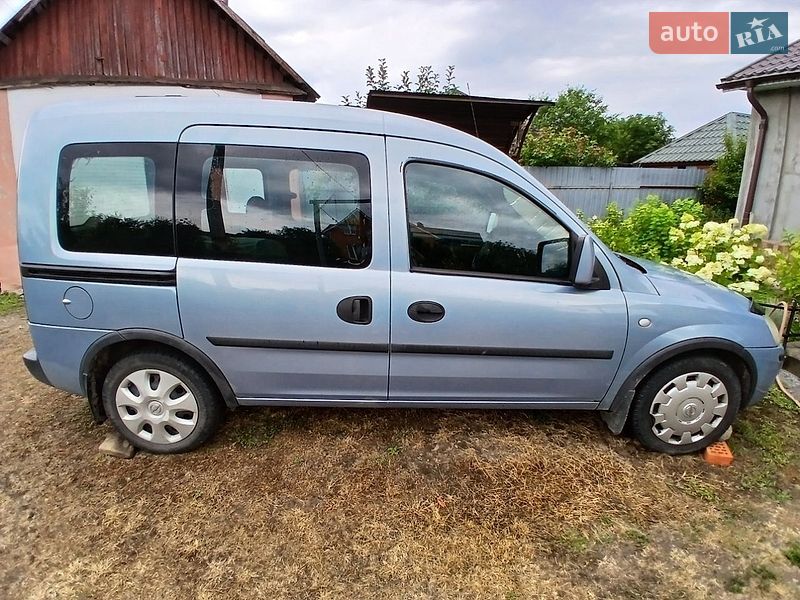 Минивэн Opel Combo 2008 в Житомире
