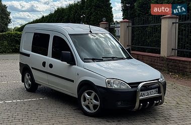 Opel Combo  2008