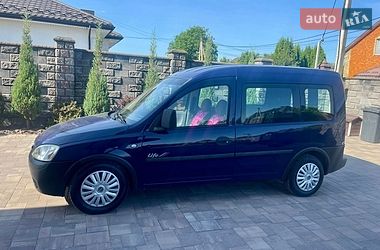 Минивэн Opel Combo 2003 в Ровно
