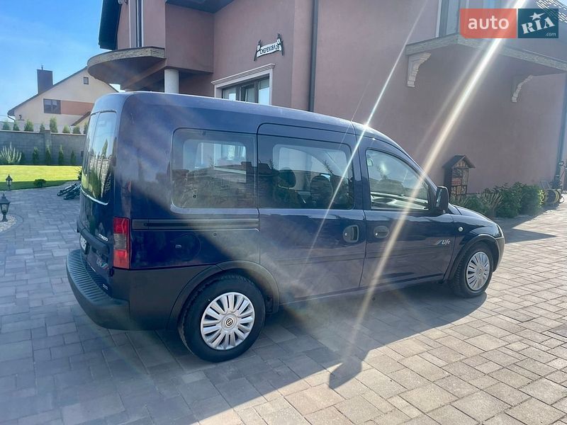 Минивэн Opel Combo 2003 в Ровно