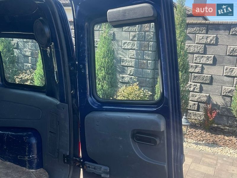 Минивэн Opel Combo 2003 в Ровно